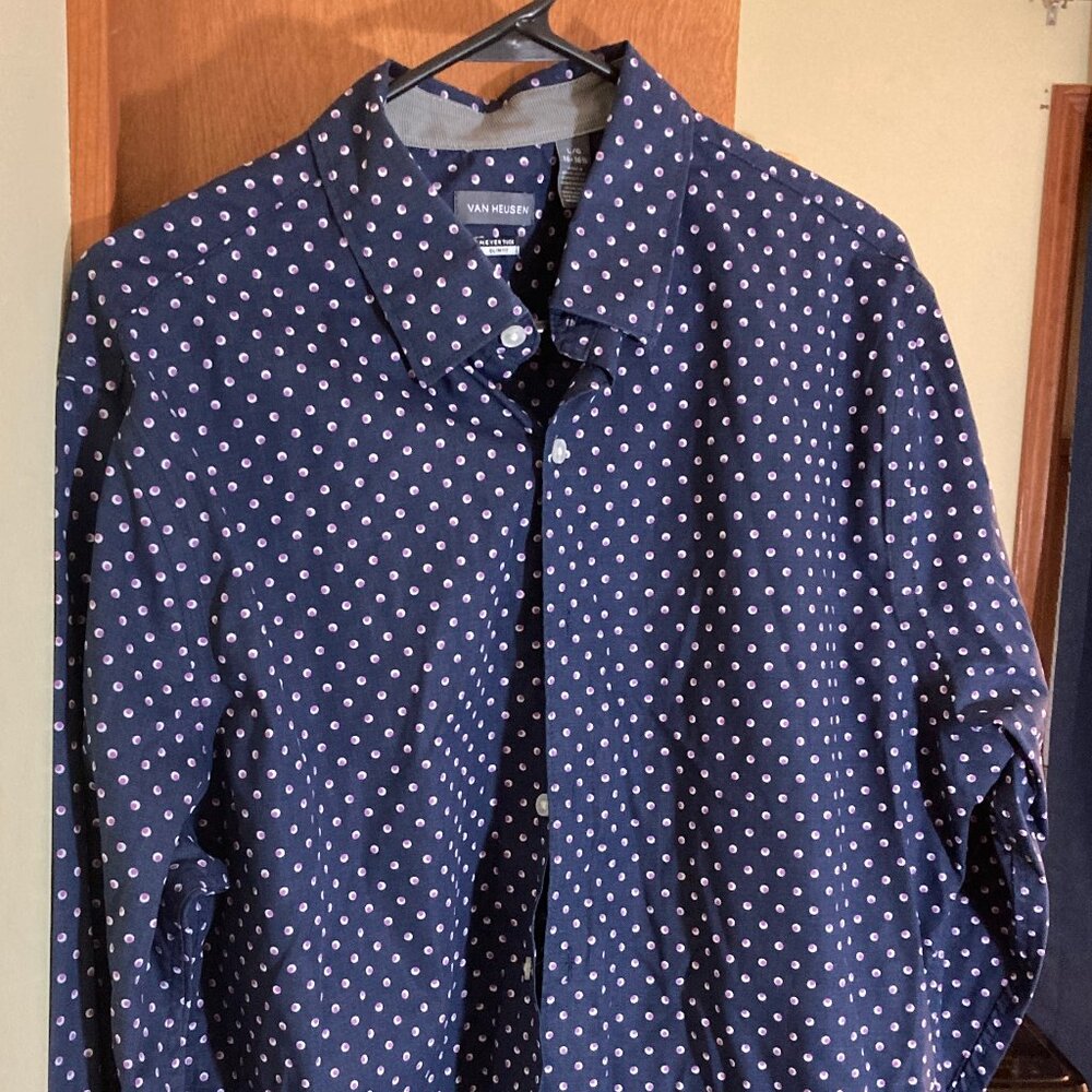 Van Heusen button up shirt L/16 - 16 1/2